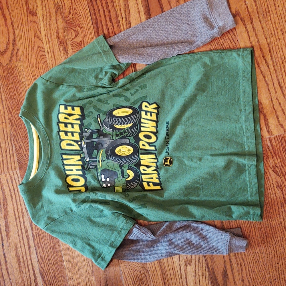 Little boys long sleeve t-shirt. John Deere.